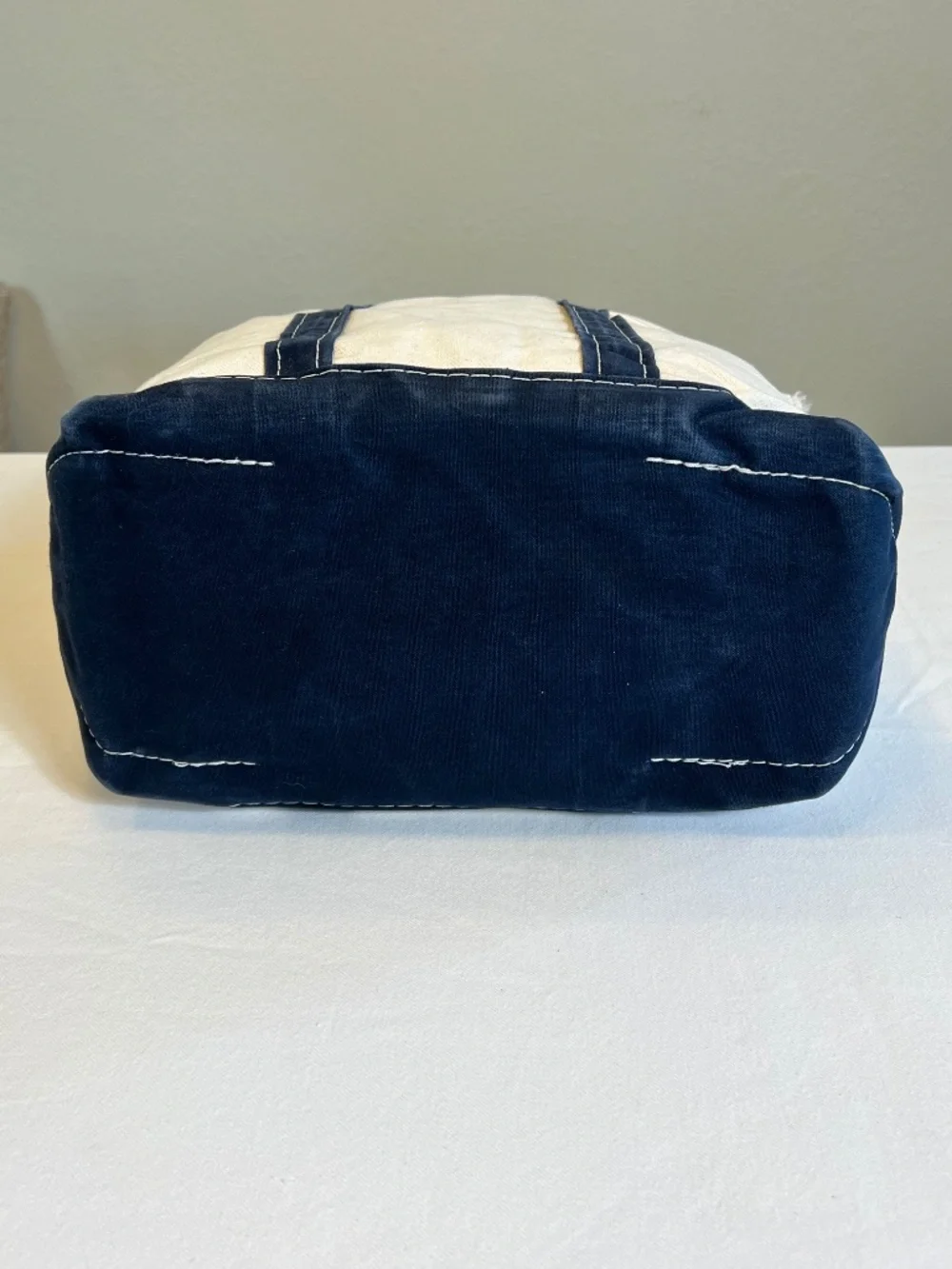 *FIRM PRICE* Vintage L.L. Bean Boat Tote Medium Navy /Natural Canvas Reg Handles - Picture 11 of 14